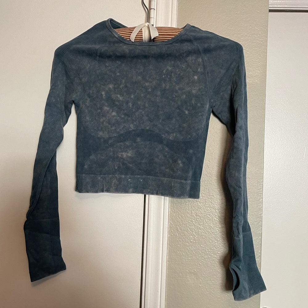PINK Victoria's Secret Blue Crop Top